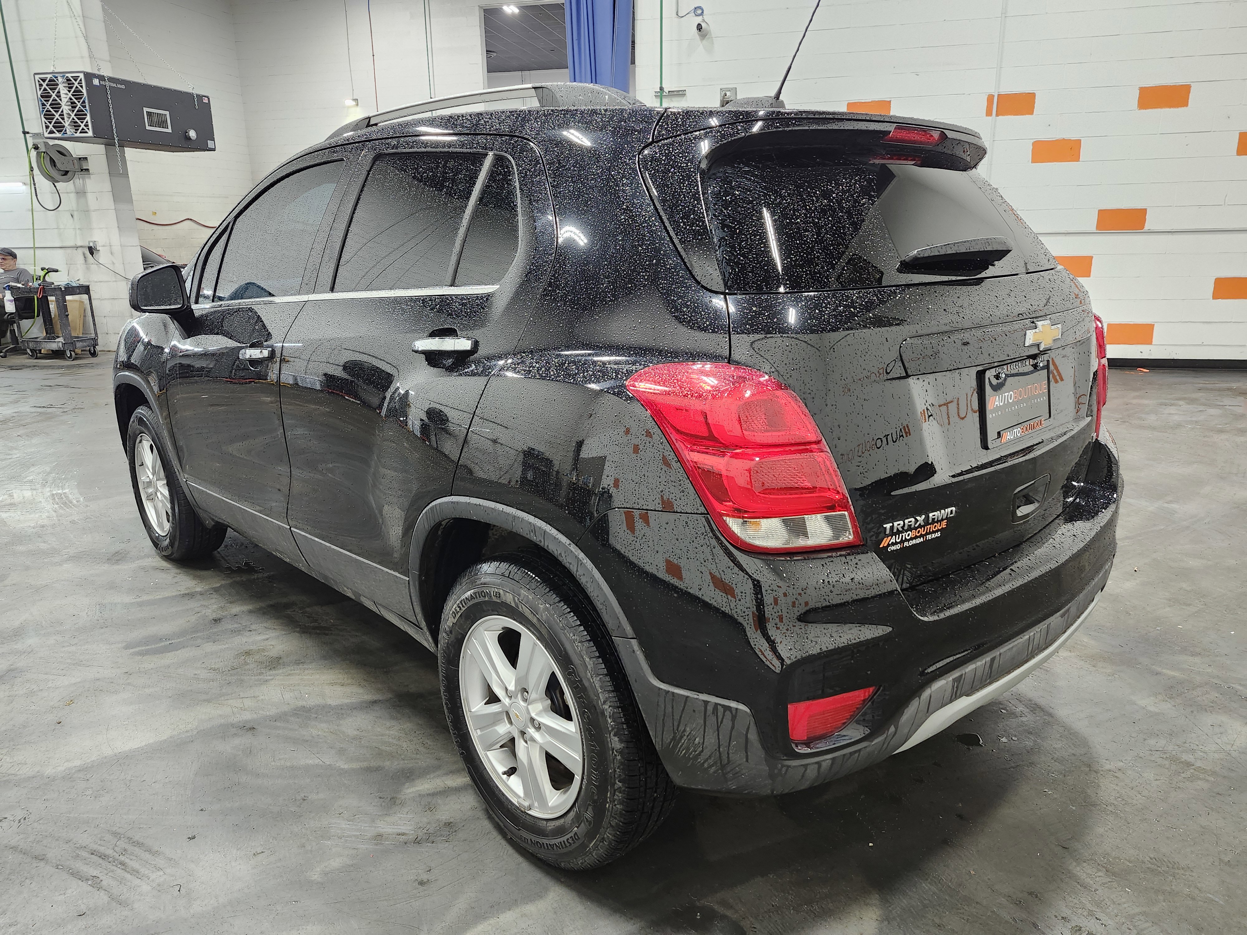 Used 2020 Chevrolet Trax LT w/ LT Convenience Package image 14