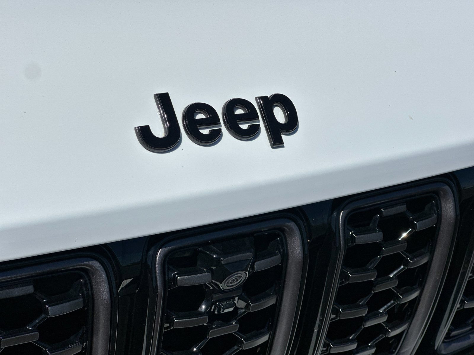 Used 2025 Jeep Grand Cherokee Summit w/ Obsidian Package AWD/4WD image 39