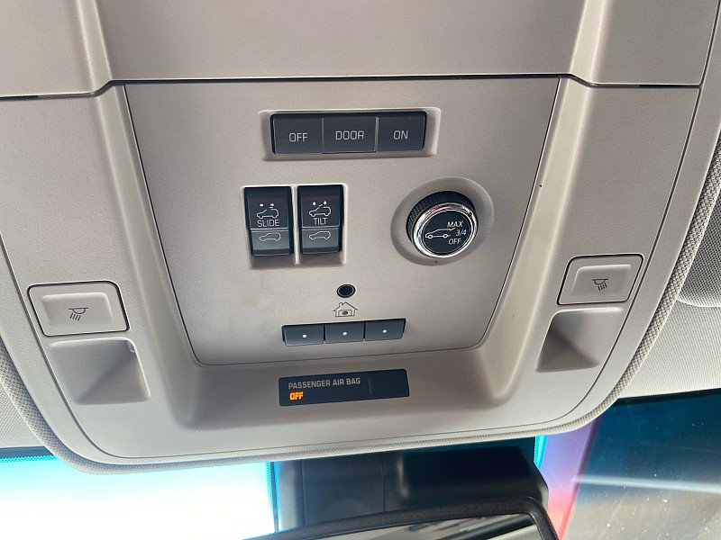 Used 2019 GMC Yukon SLT AWD/4WD image 18