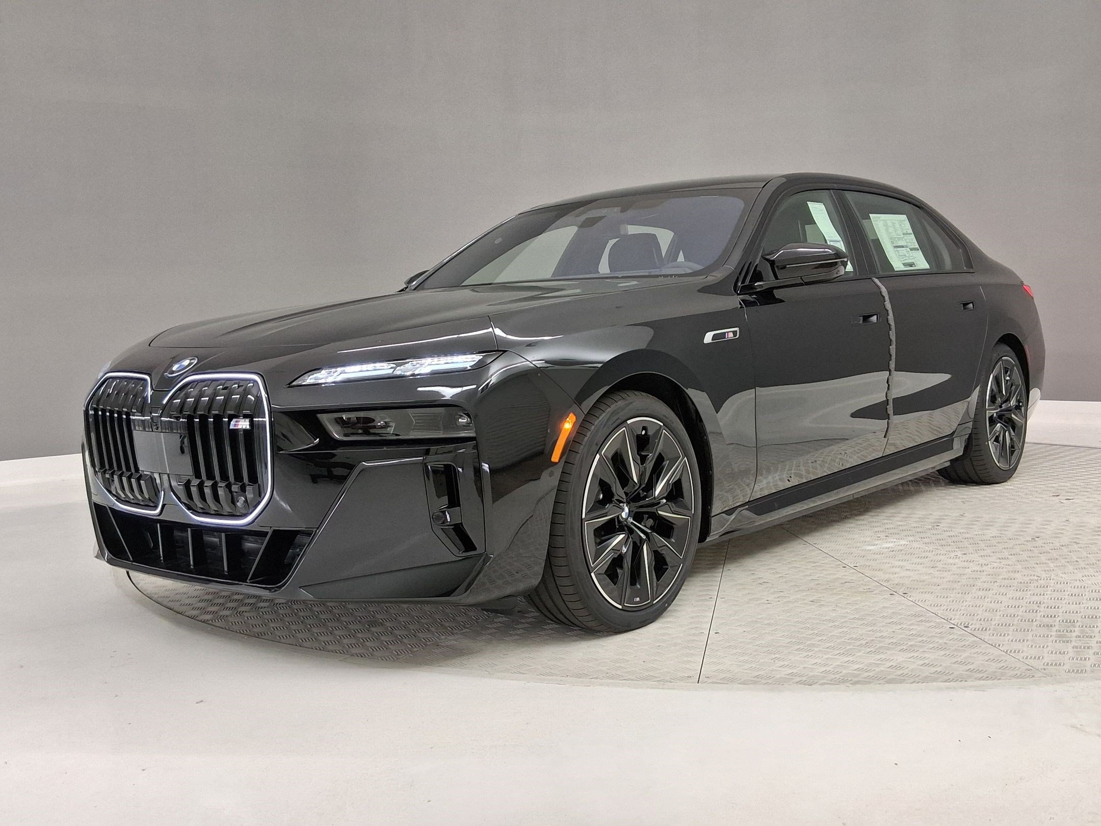 New 2026 BMW i7 M70 w/ Executive Package AWD/4WD image 33