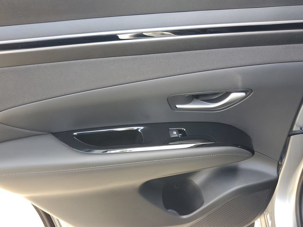 Used 2022 Hyundai Tucson SEL w/ Convenience + Premium Package FWD image 13