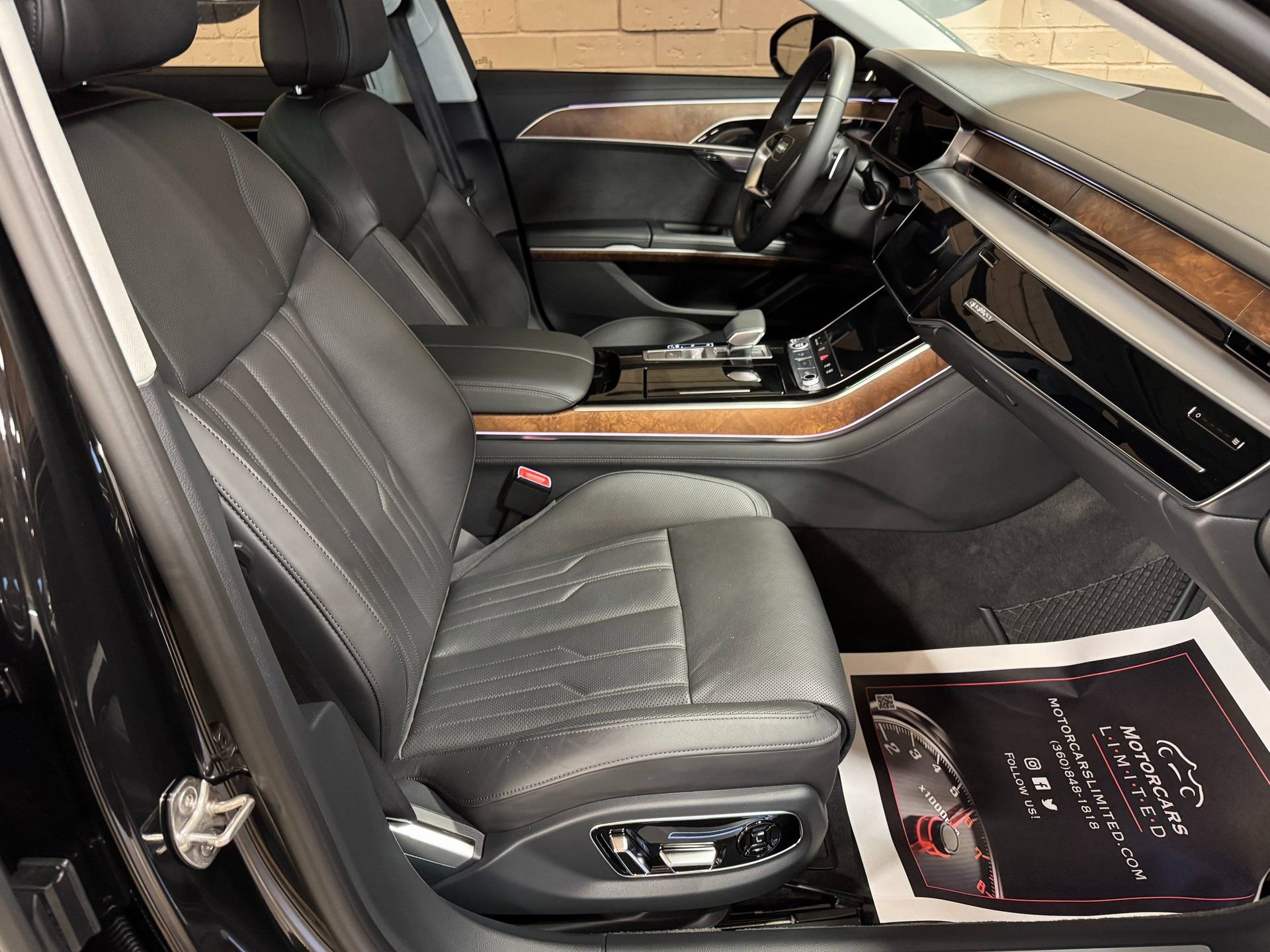 Used 2023 Audi A8 L 3.0T w/ Luxury Package image 59