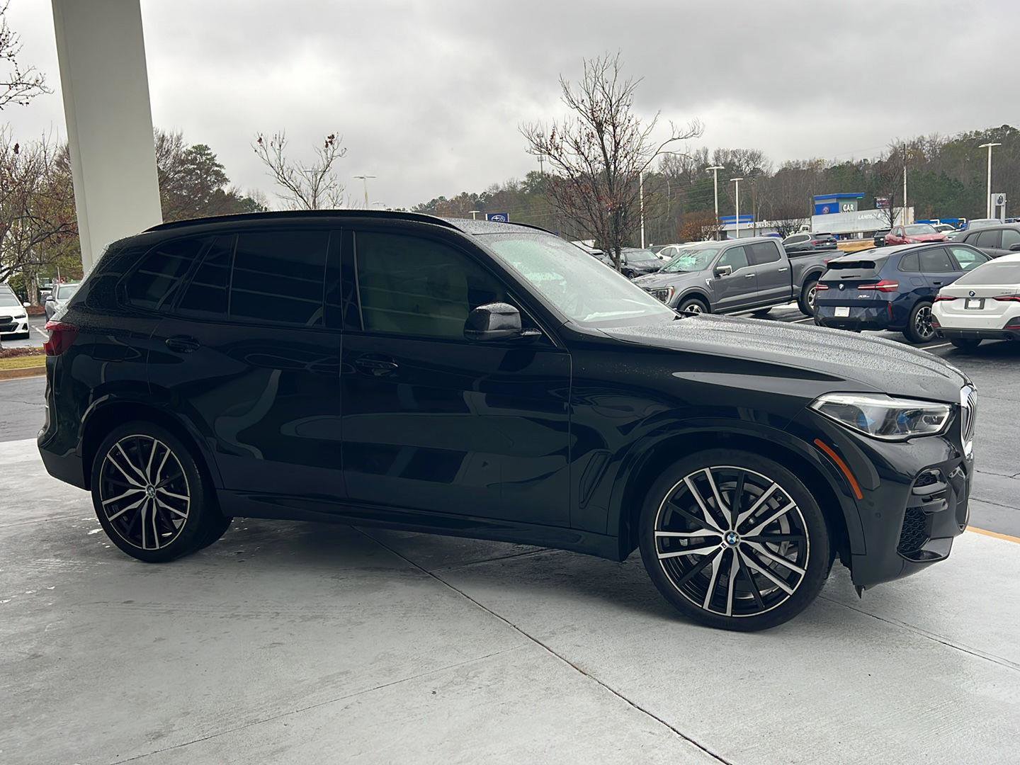 Certified 2022 BMW X5 xDrive40i w/ M Sport Package image 7