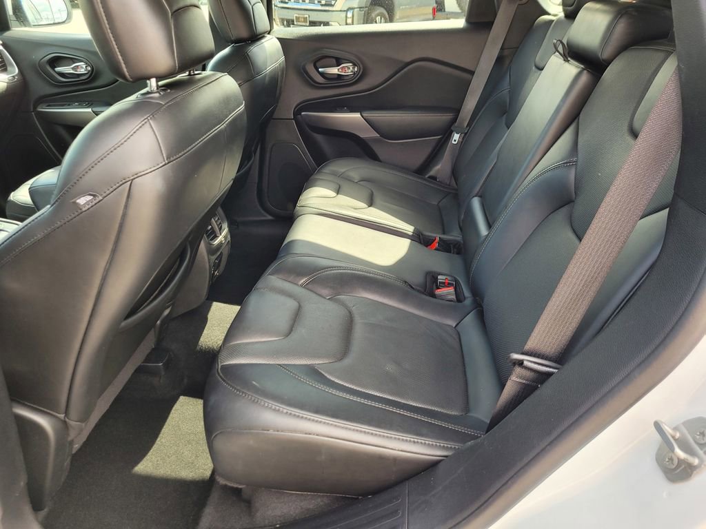 Used 2021 Jeep Cherokee Latitude Lux w/ Sun & Sound Group FWD image 11