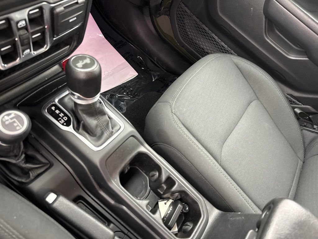 Used 2022 Jeep Wrangler Unlimited Sport AWD/4WD image 20