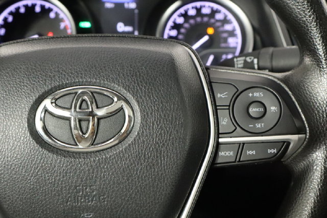 Used 2024 Toyota Camry LE w/ Convenience Package FWD image 10