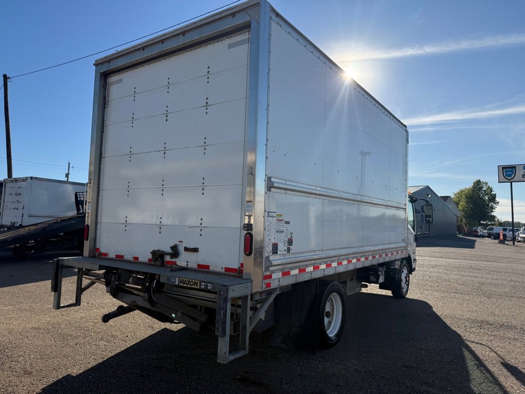 Used 2020 Isuzu NPR image 8