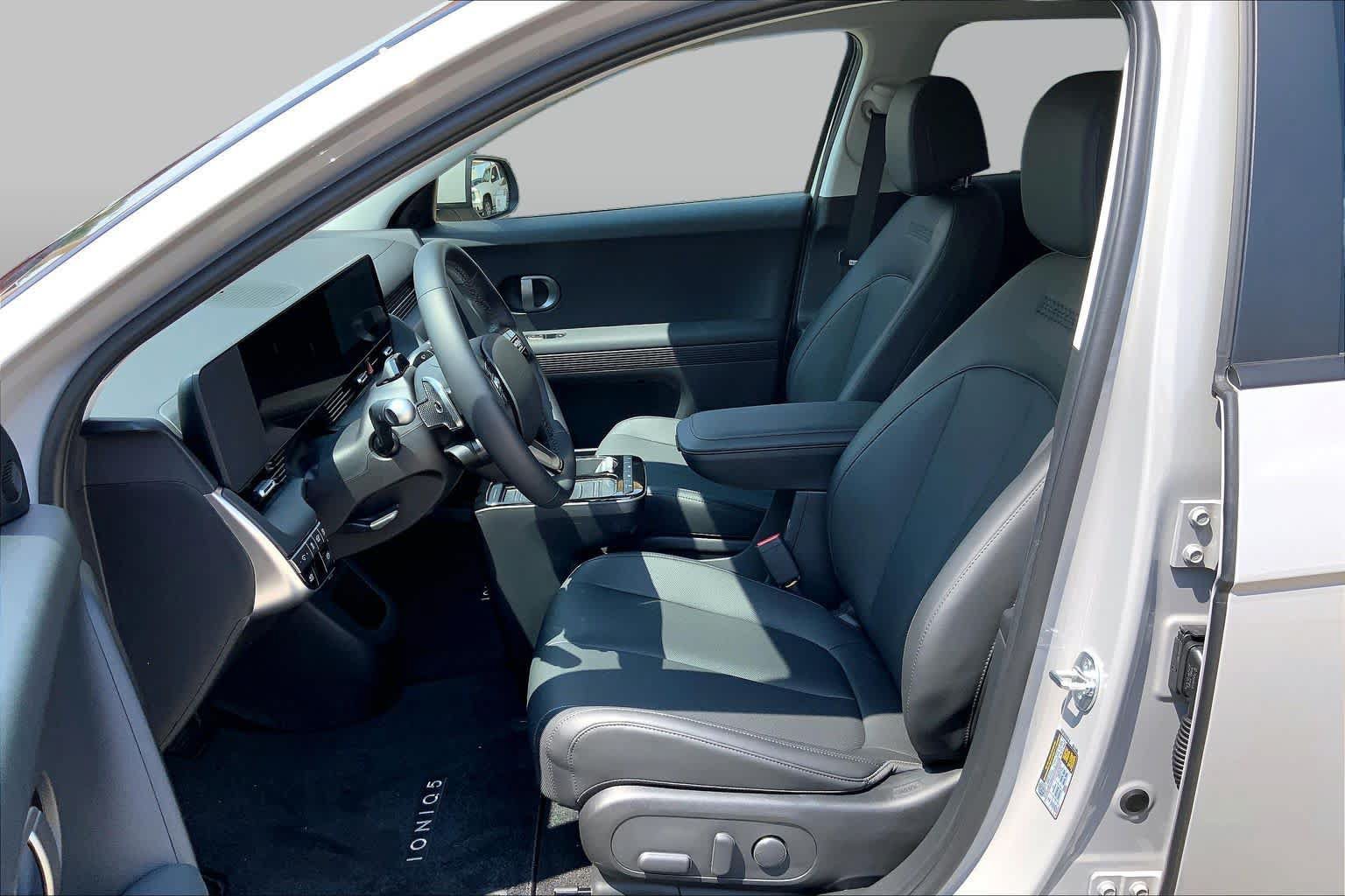 New 2026 Hyundai Ioniq 5 SEL RWD image 7