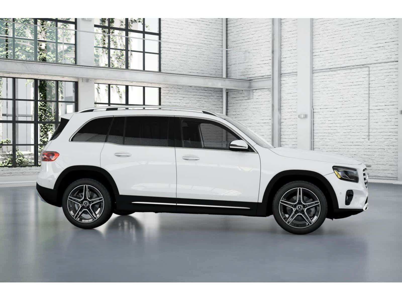 New 2026 Mercedes-Benz GLB 250 4MATIC image 14