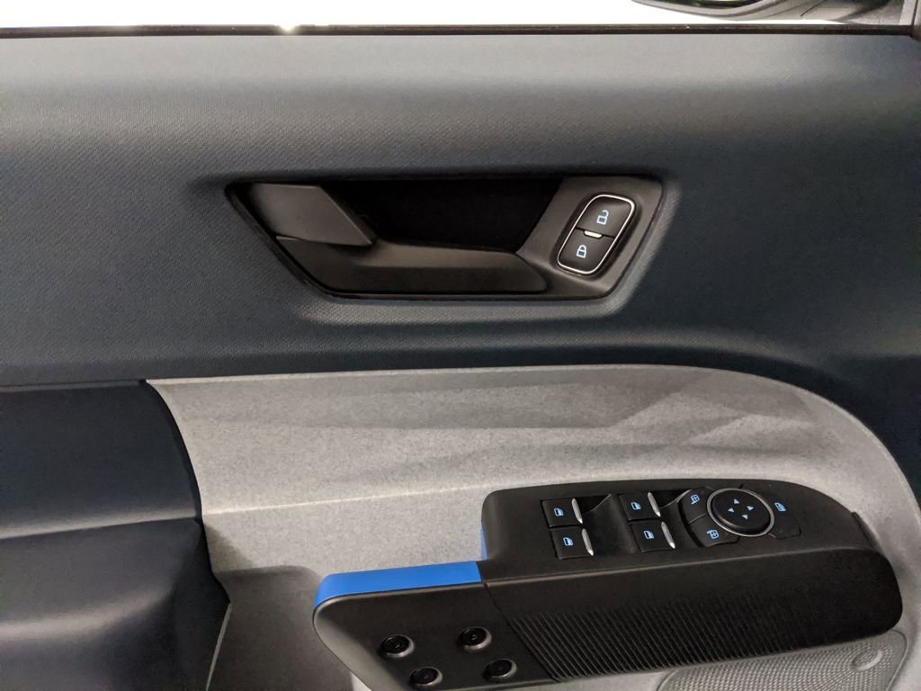 New 2026 Ford Maverick XLT image 21