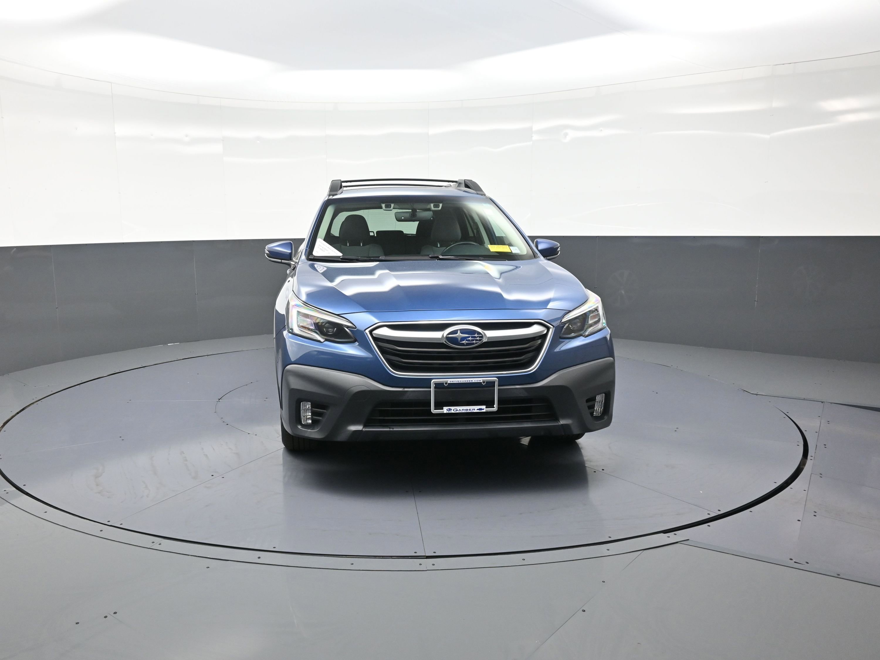 Used 2020 Subaru Outback Premium image 8