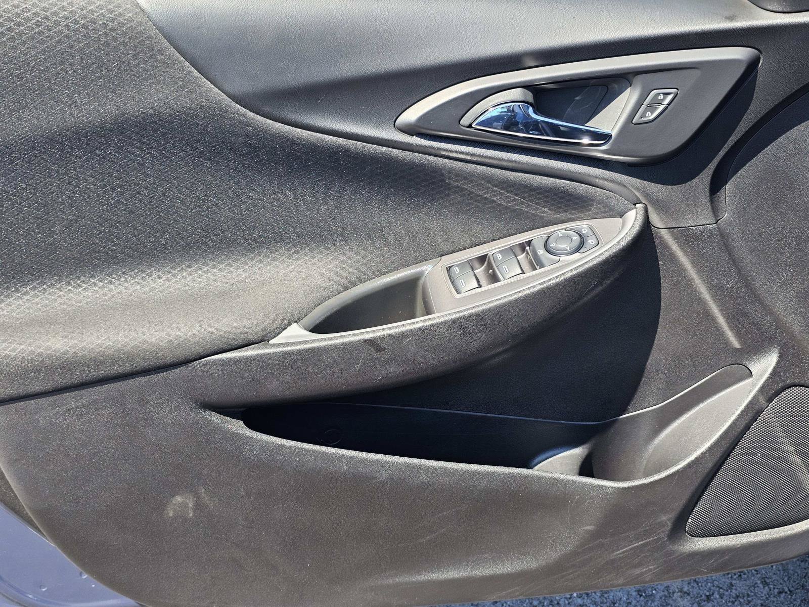 Used 2025 Chevrolet Malibu LT FWD image 14