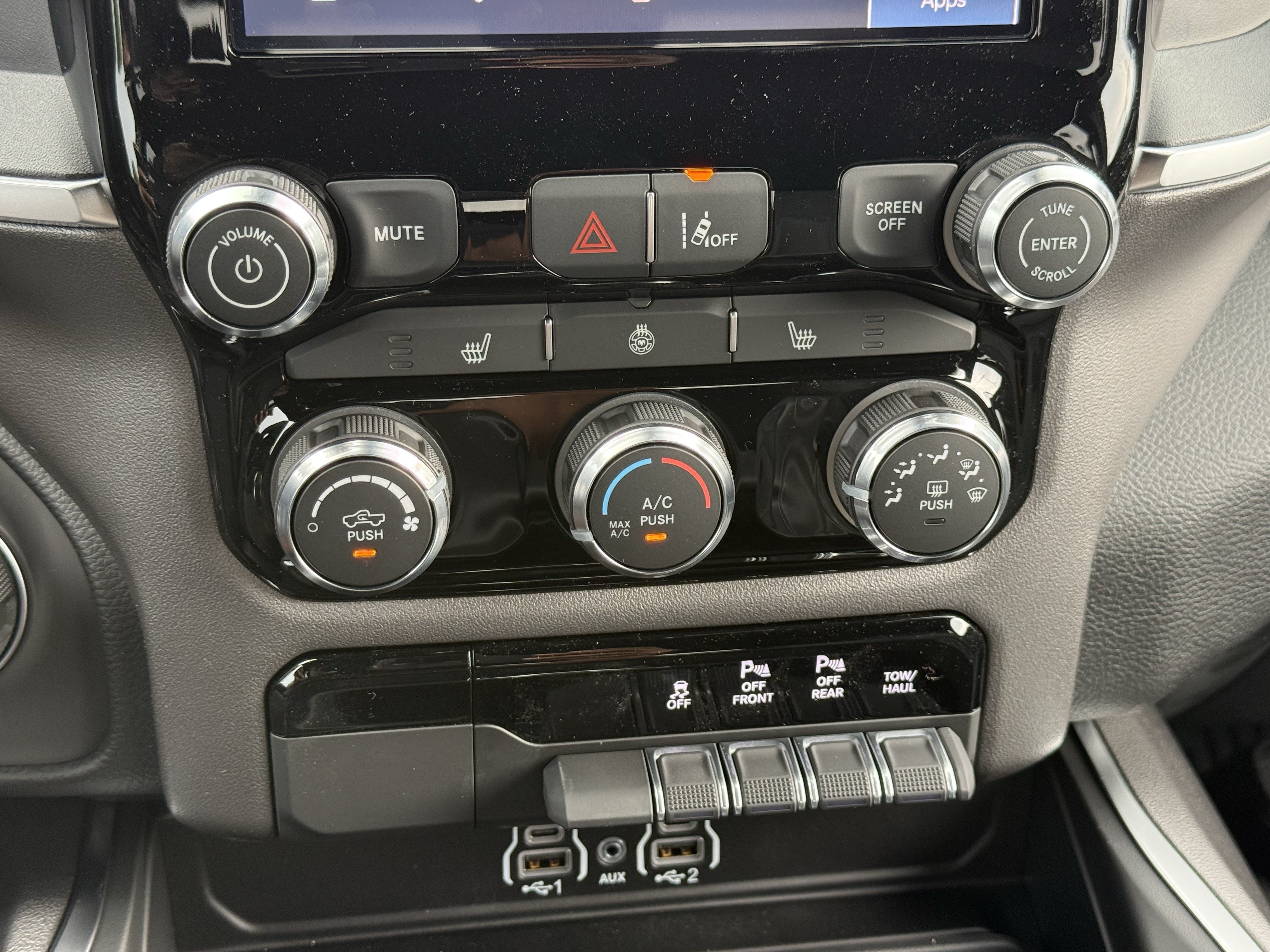 New 2026 RAM 1500 Big Horn w/ Night Edition AWD/4WD image 26