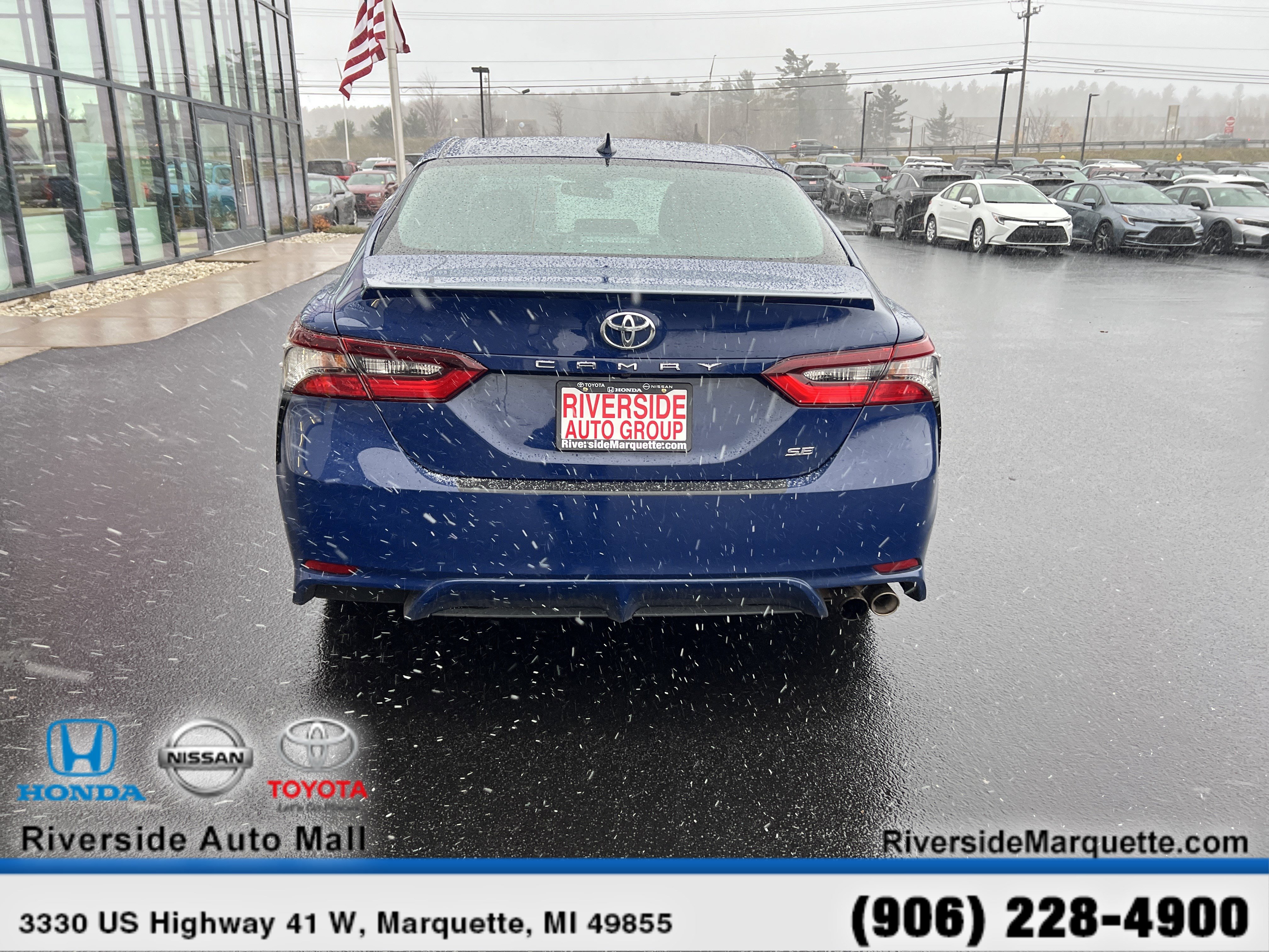 Used 2023 Toyota Camry SE image 7