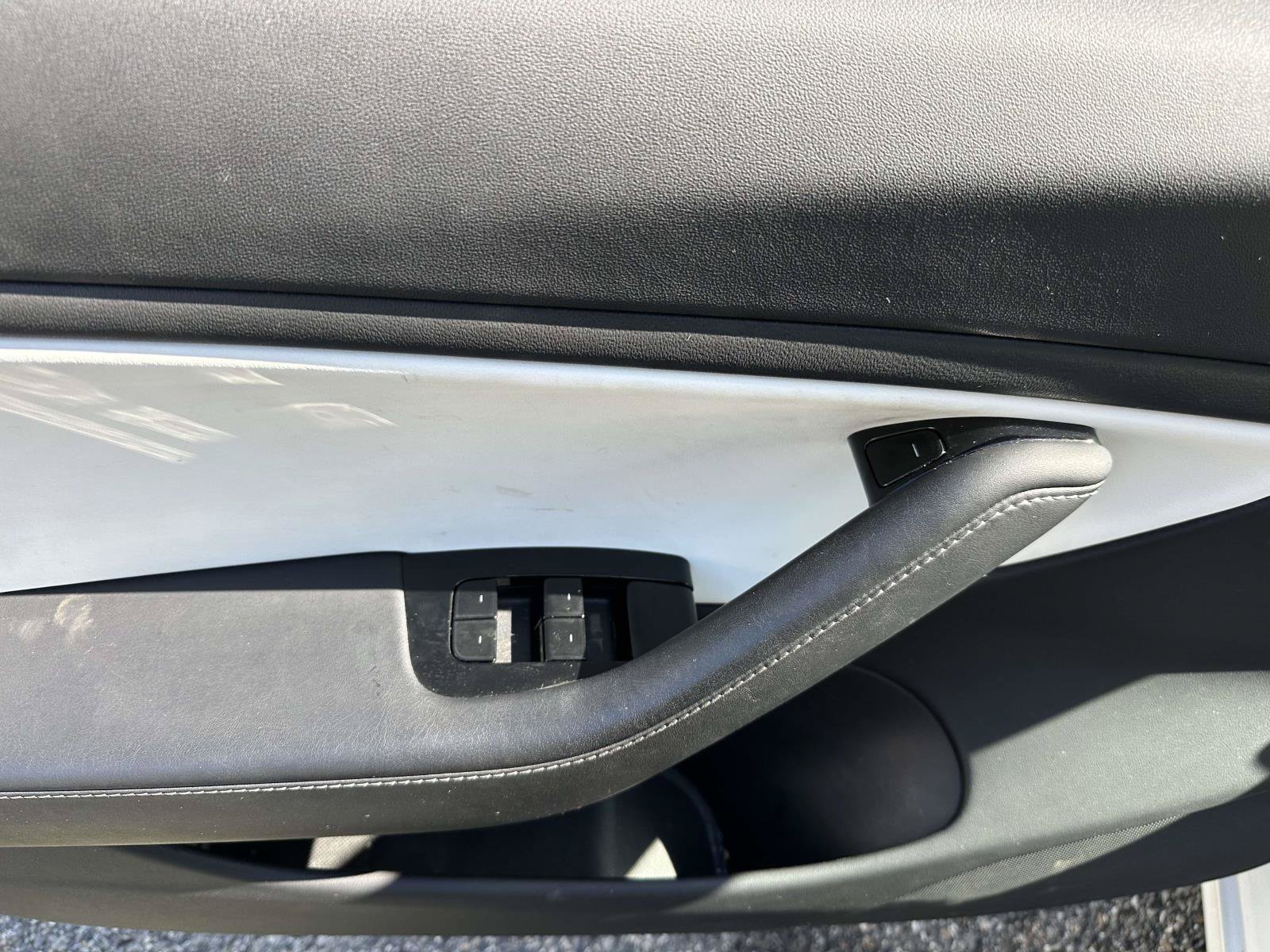 Used 2019 Tesla Model 3 Standard Range RWD image 14