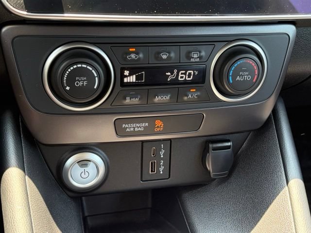 Used 2025 Nissan Leaf S FWD image 21