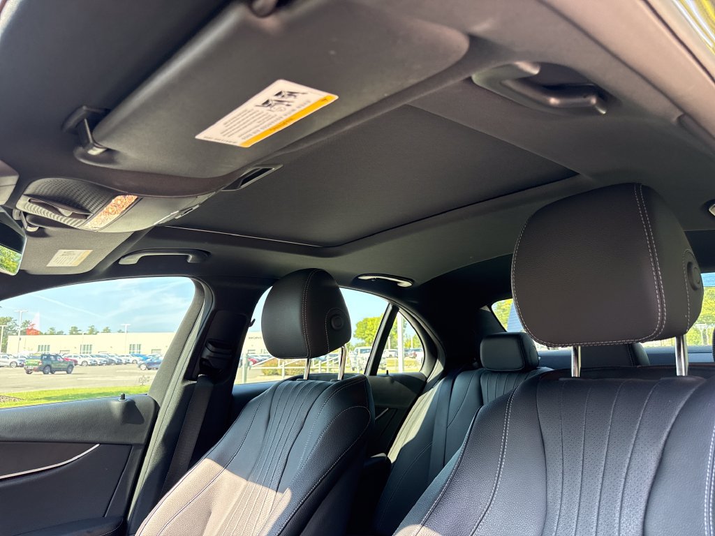 Used 2022 Mercedes-Benz E 350 Sedan image 31