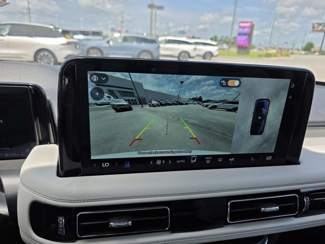 New 2026 Lincoln Aviator Reserve w/ Luxury Package RWD image 15