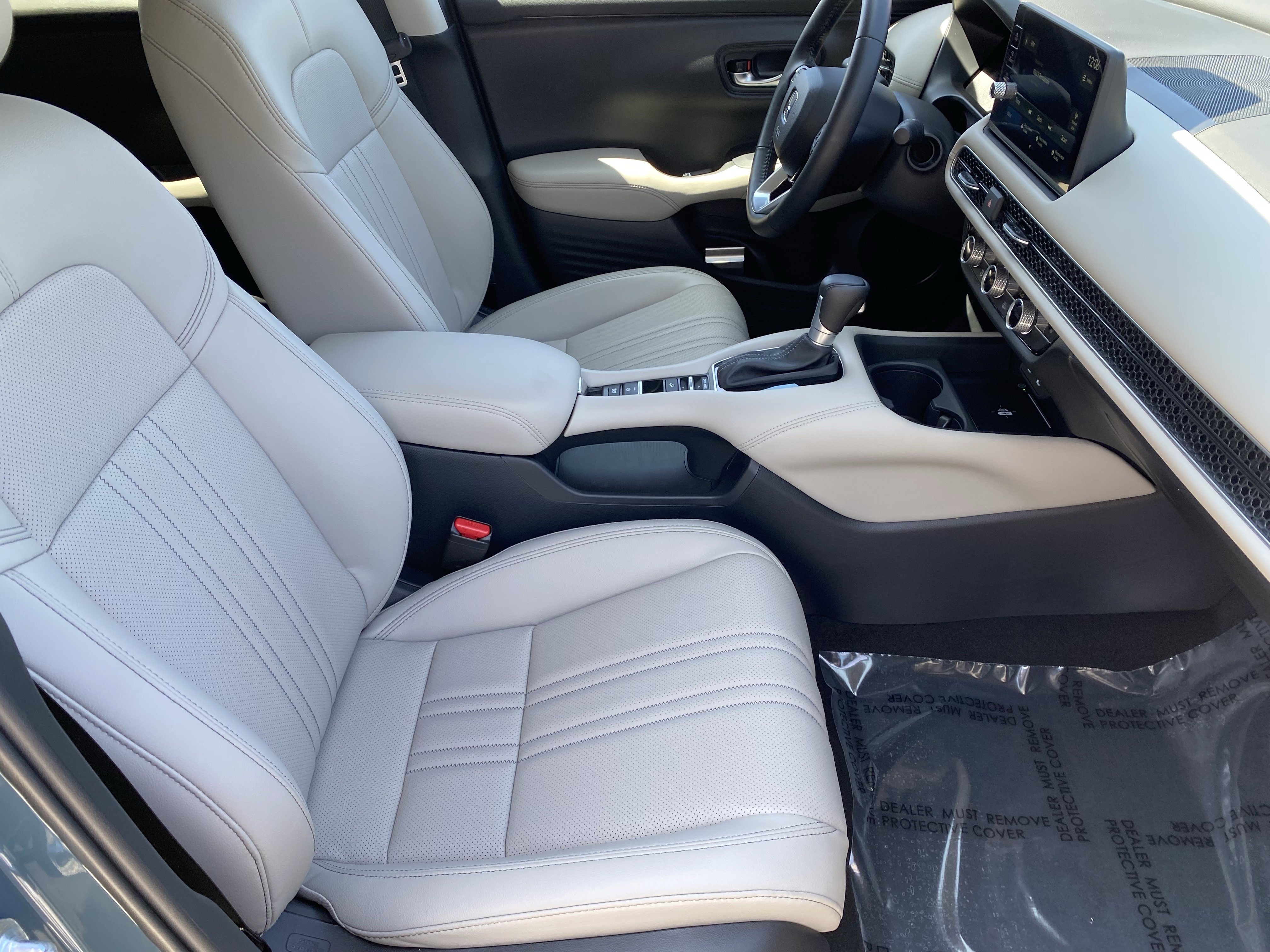 Used 2026 Honda HR-V EX-L image 9