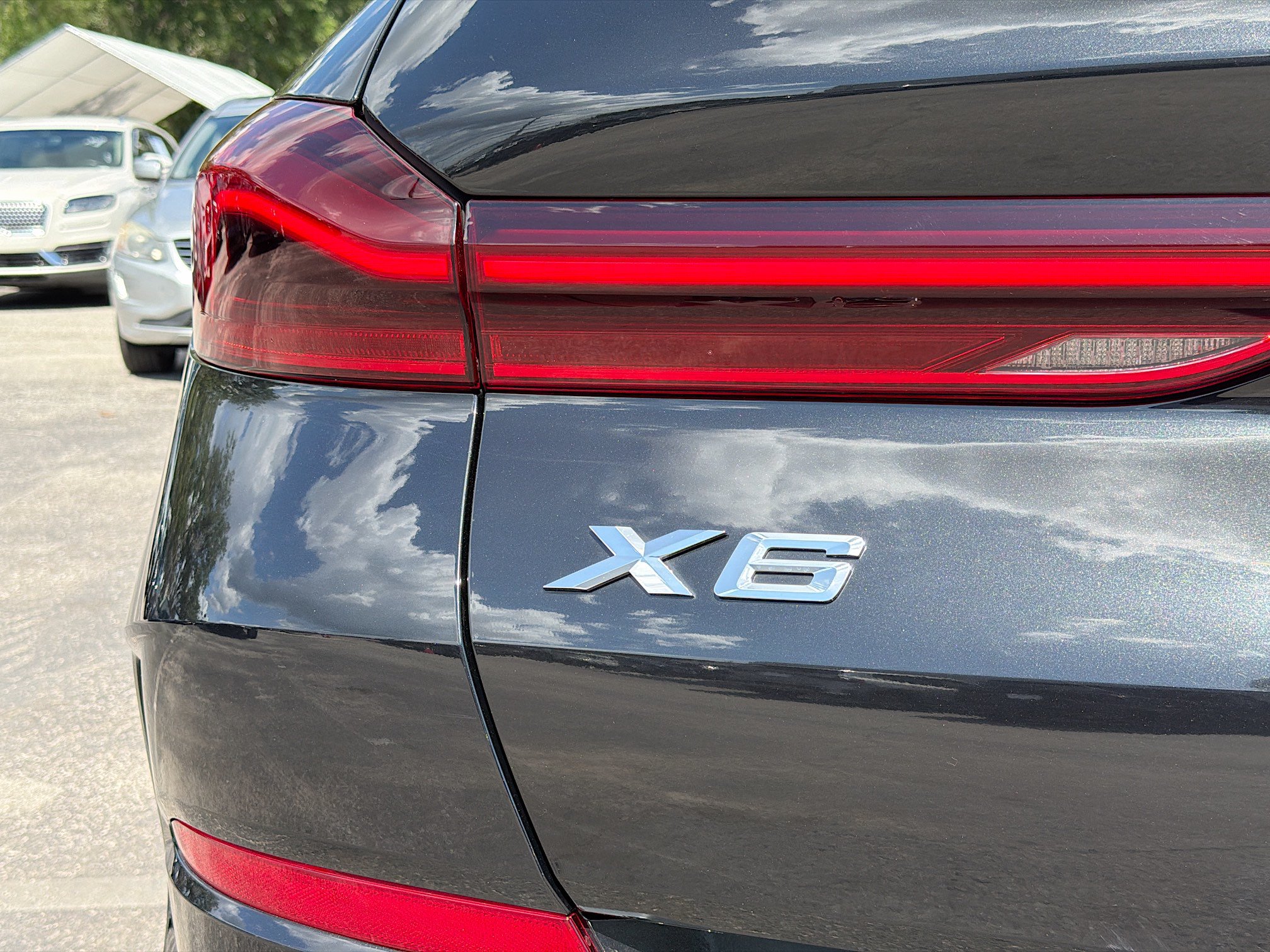 Used 2023 BMW X6 xDrive40i AWD/4WD image 10