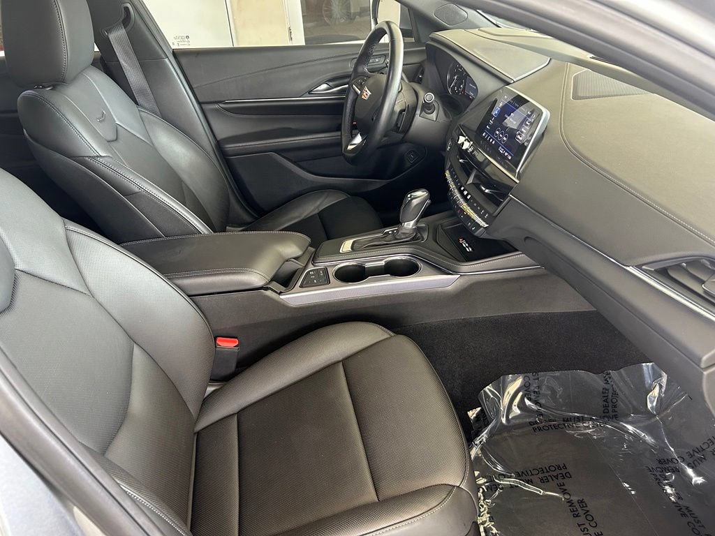 Used 2026 Cadillac CT4 Premium Luxury RWD image 26