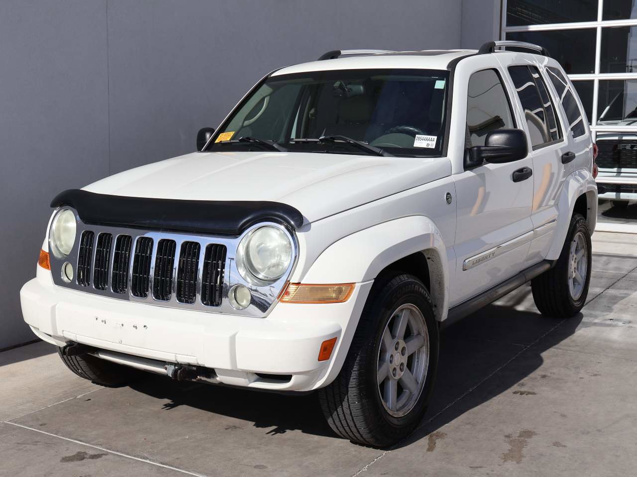Used 2005 Jeep Liberty Limited AWD/4WD image 1