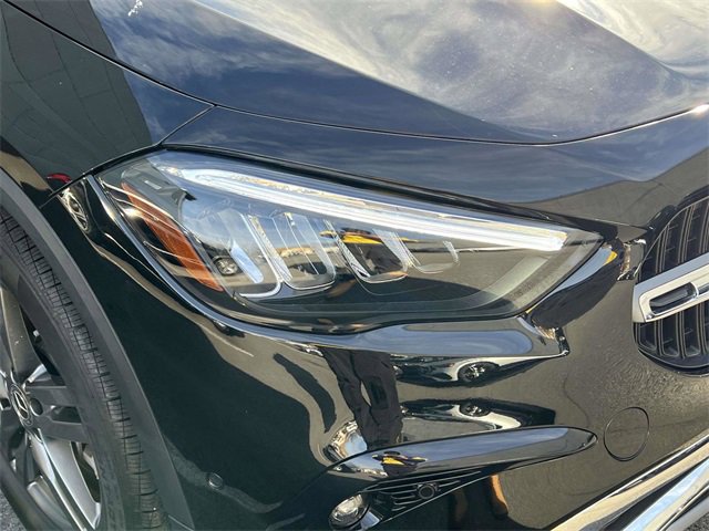 Used 2025 Mercedes-Benz GLA 250 4MATIC image 9