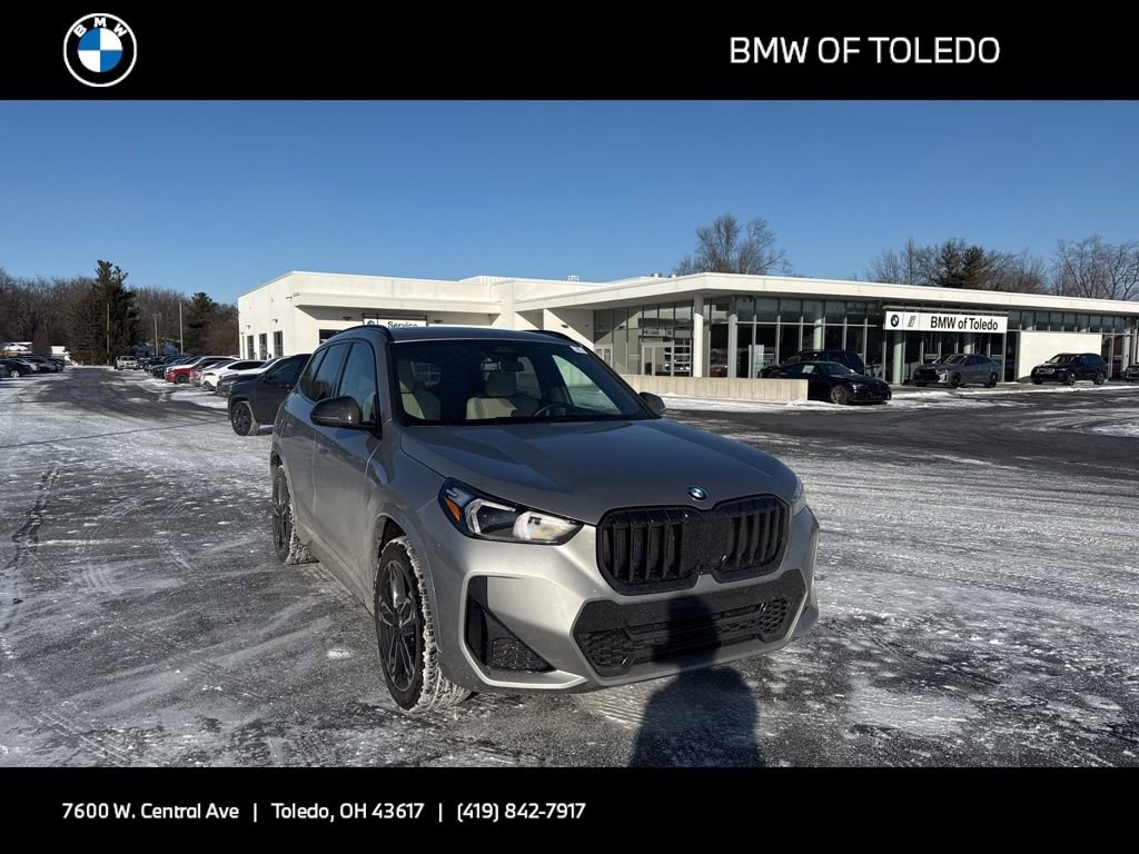 Used 2023 BMW X1 xDrive28i w/ Premium Package image 1