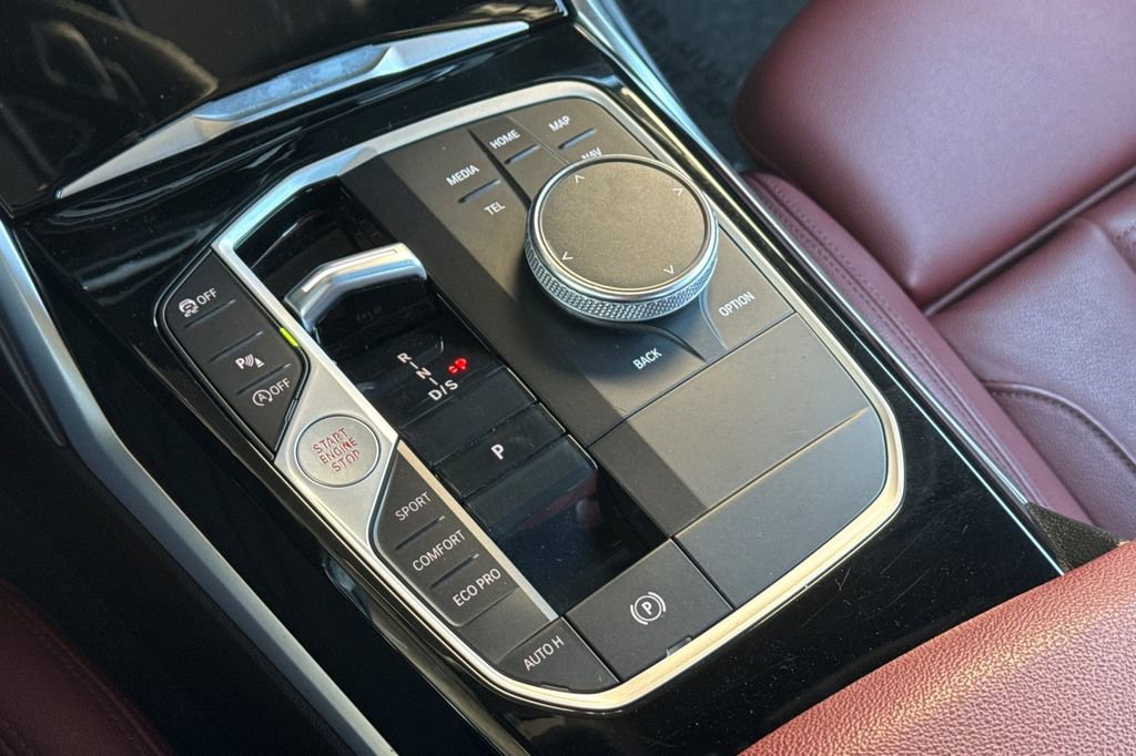 Used 2023 BMW 230i Coupe w/ M Sport Package image 19