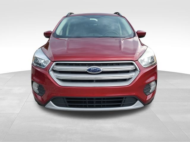 Used 2018 Ford Escape SE w/ SE Sync 3 Package AWD/4WD image 2