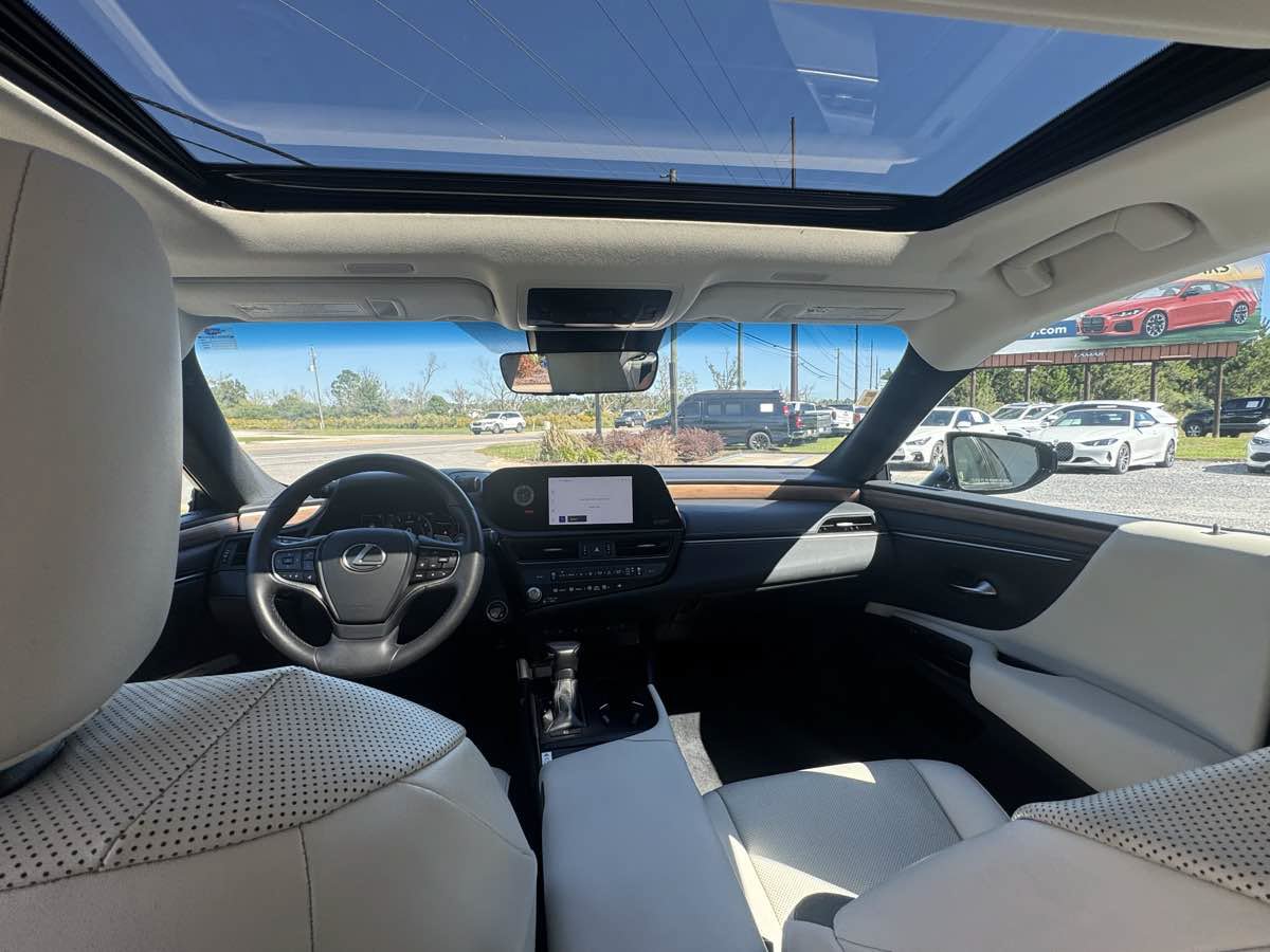 Used 2023 Lexus ES 350 w/ Premium Package FWD image 24
