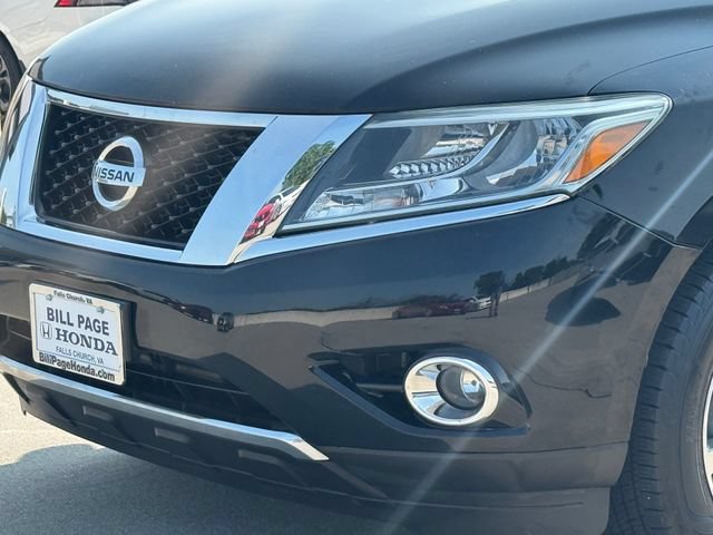 Used 2014 Nissan Pathfinder SV AWD/4WD image 3