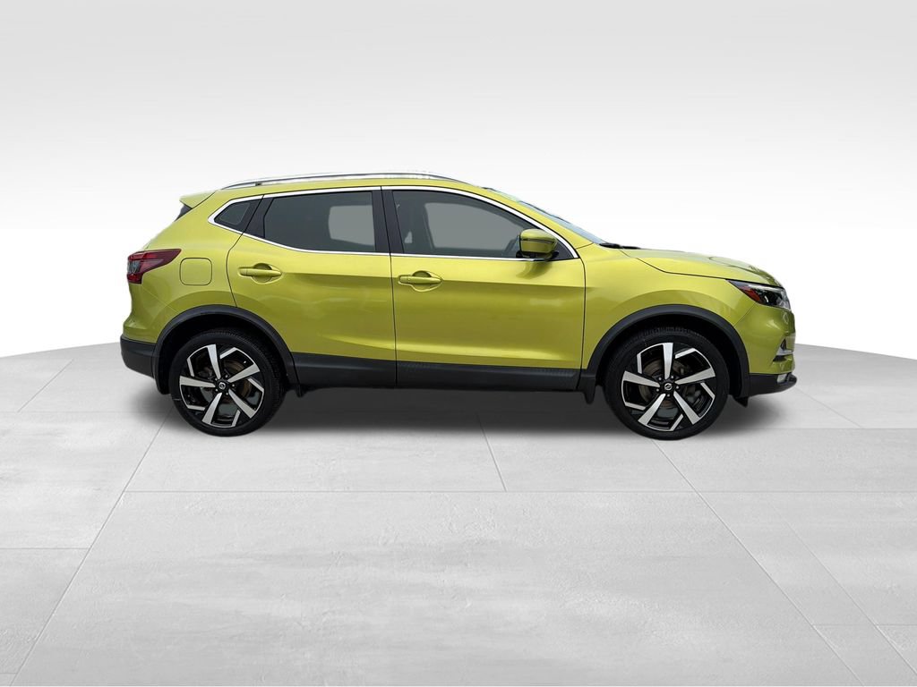 Used 2020 Nissan Rogue Sport SL w/ Premium Package FWD image 9