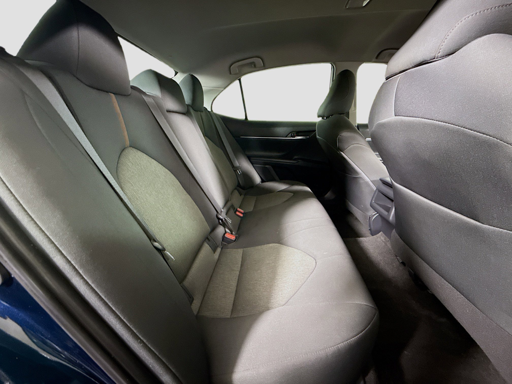 Used 2019 Toyota Camry LE FWD image 26