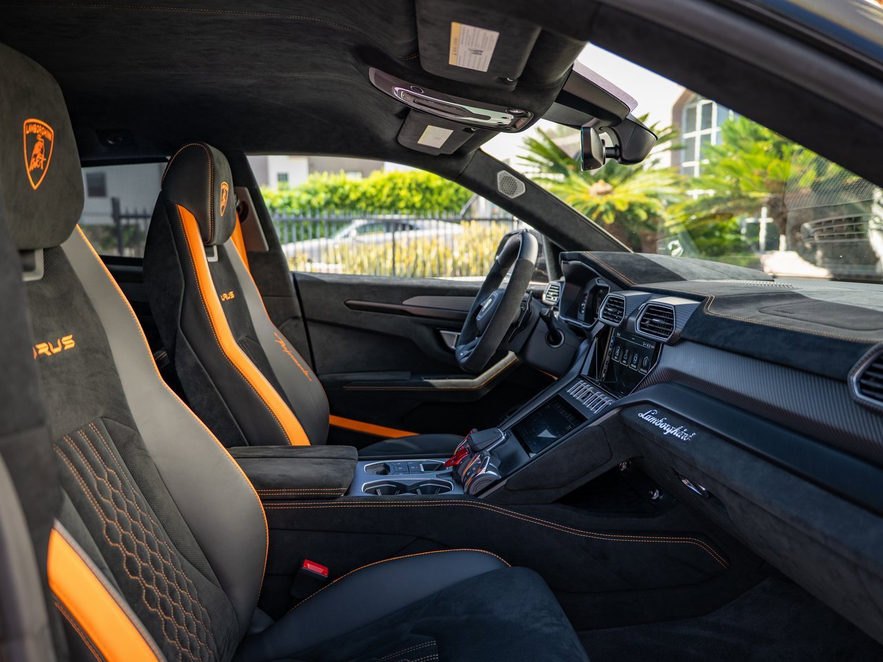 Used 2023 Lamborghini Urus Performante image 18