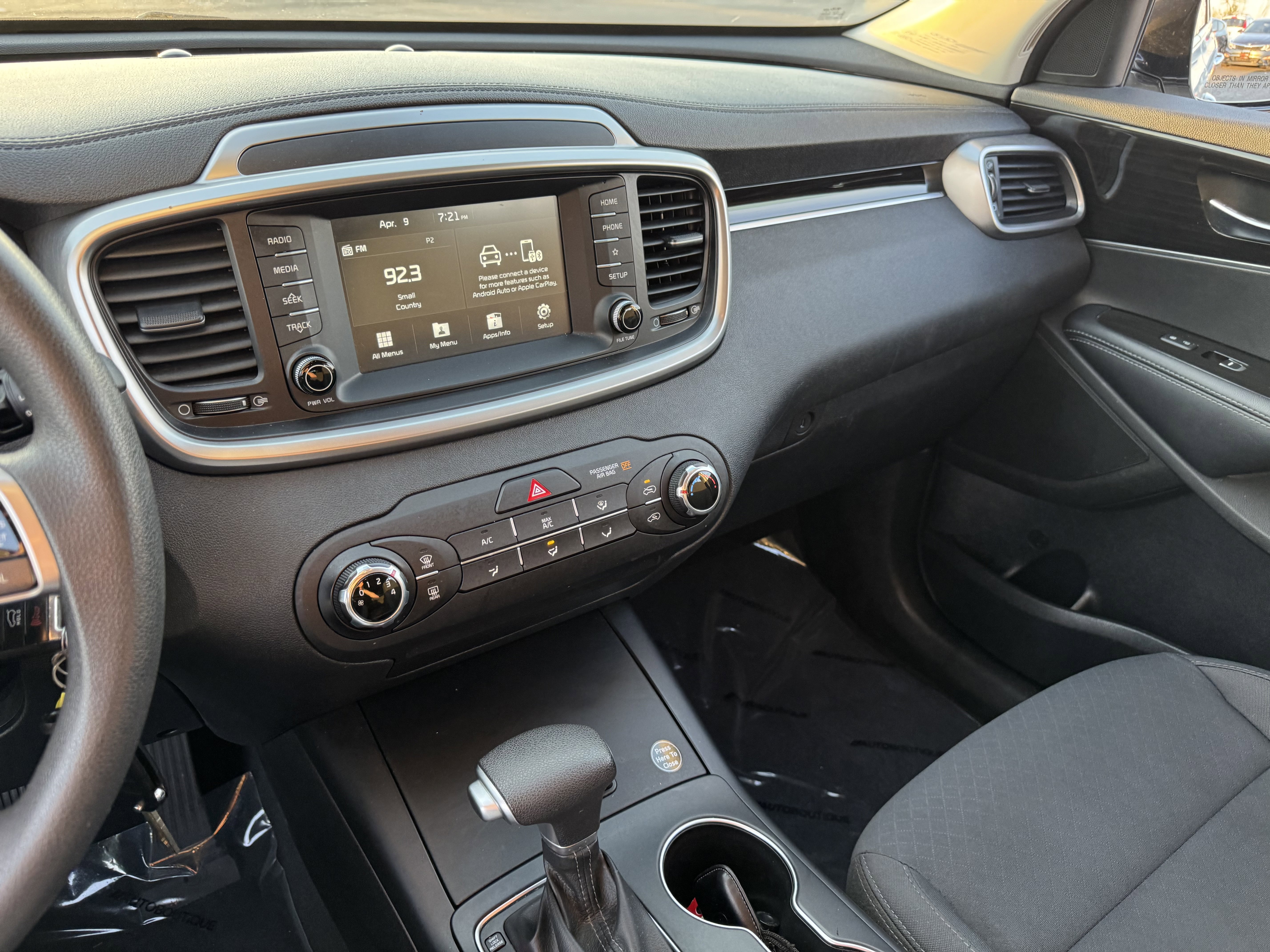 Used 2020 Kia Sorento L image 22