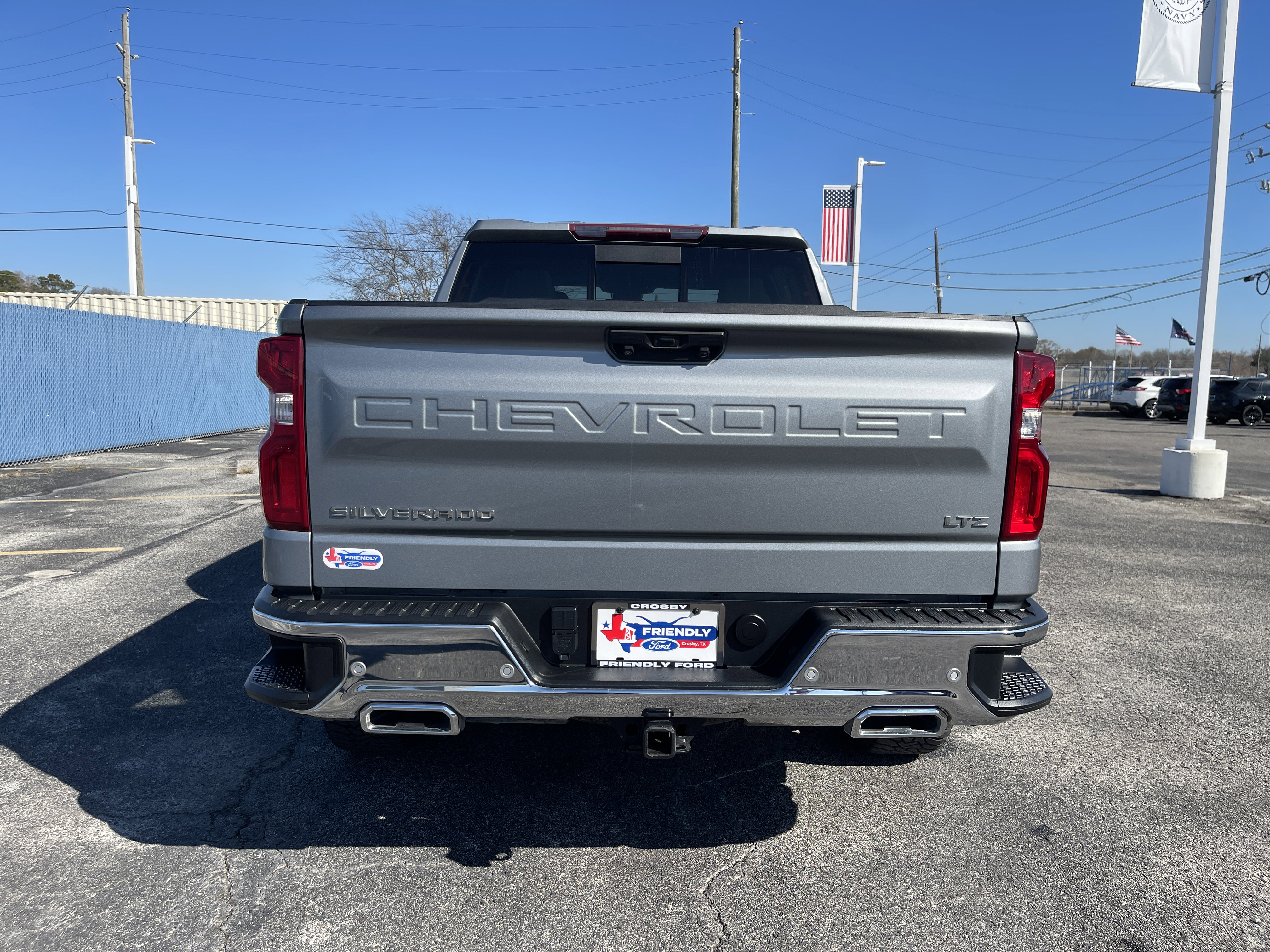 Used 2023 Chevrolet Silverado 1500 LTZ w/ LTZ Convenience Package II image 3