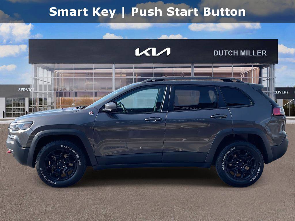 Used 2019 Jeep Cherokee Trailhawk image 4