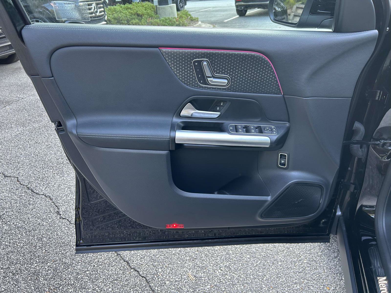 Certified 2025 Mercedes-Benz GLA 250 image 16