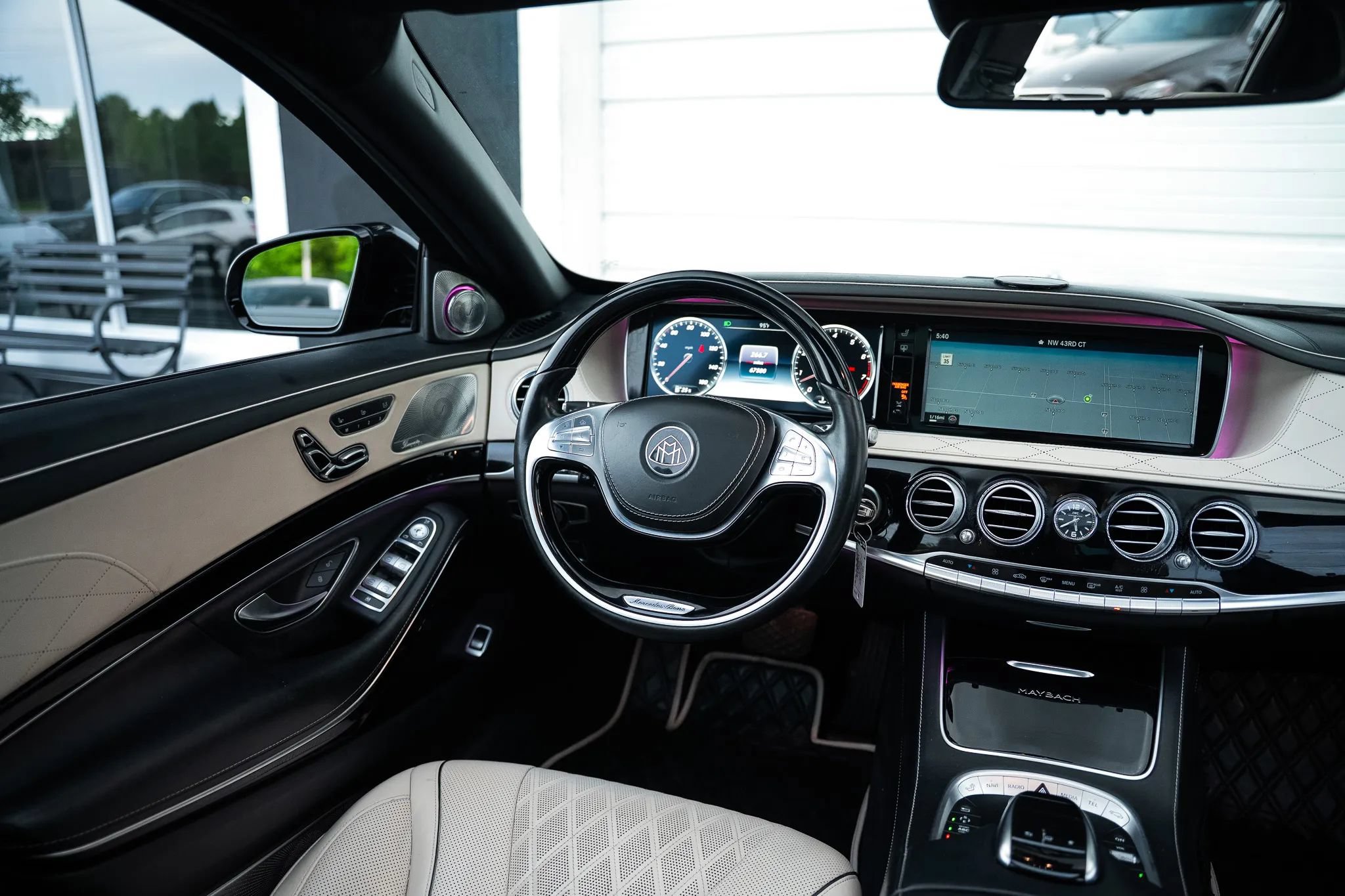 Used 2016 Mercedes-Benz Maybach S 600 image 39