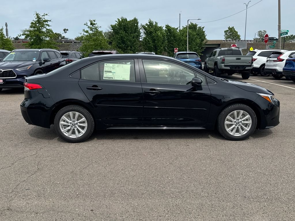 New 2026 Toyota Corolla LE FWD image 8