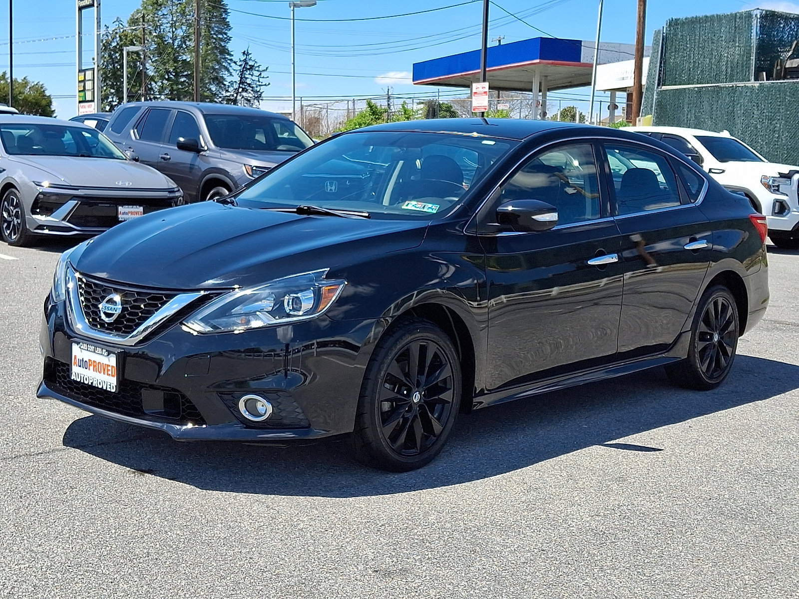 Used 2019 Nissan Sentra SR FWD image 3