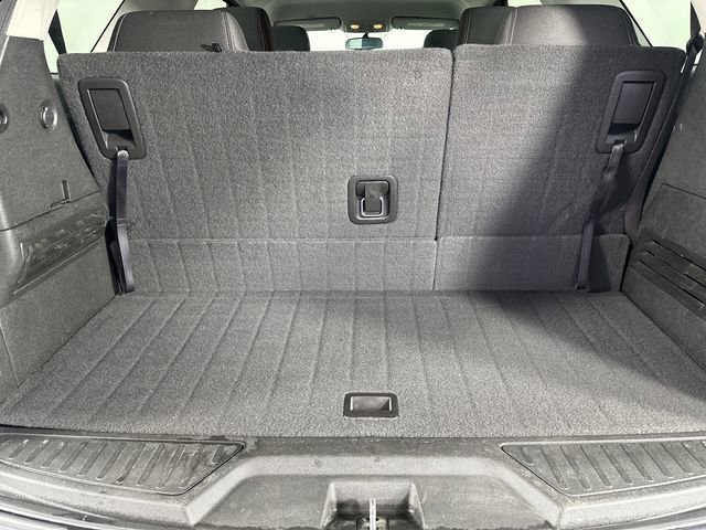 Used 2015 GMC Acadia SLE image 7