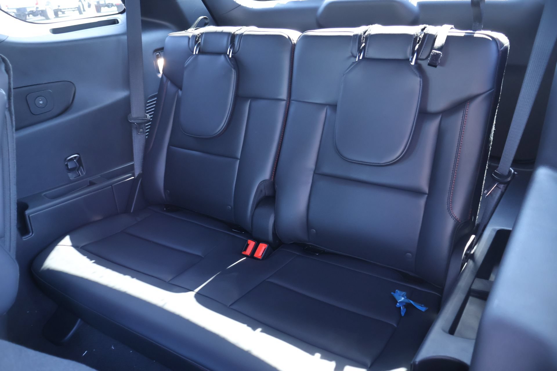 New 2026 Ford Explorer ST-Line w/ ST-Line Street Pack AWD/4WD image 13