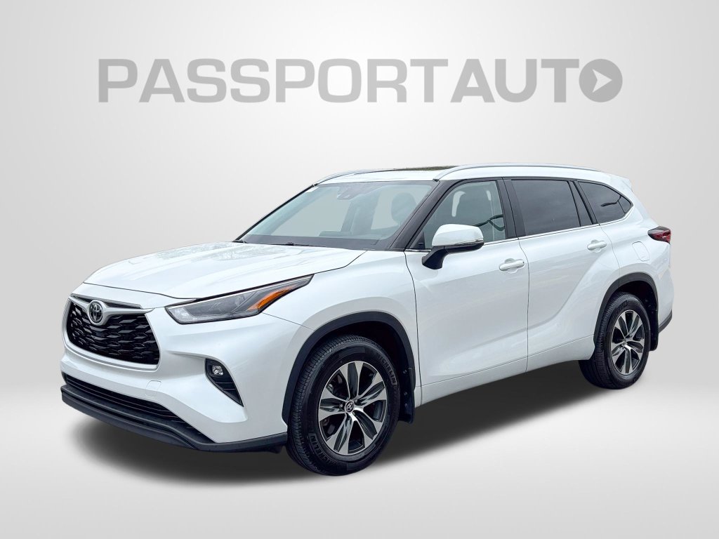 Used 2026 Toyota Highlander XLE