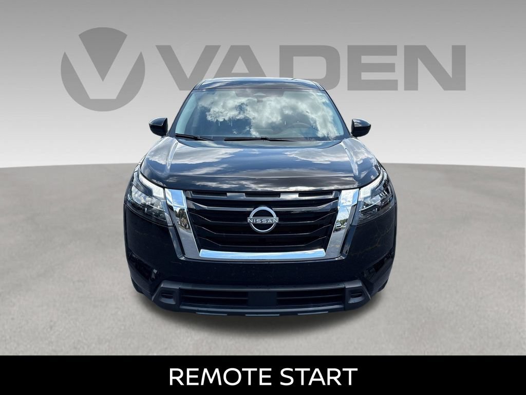 Used 2024 Nissan Pathfinder S AWD/4WD image 9