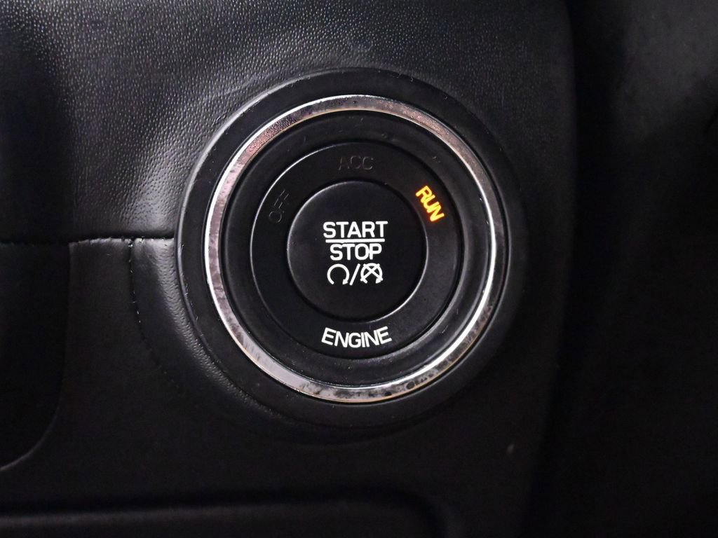 Used 2017 Maserati Ghibli RWD image 31