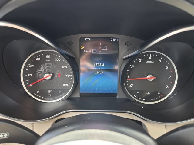 Used 2022 Mercedes-Benz GLC 300 image 34
