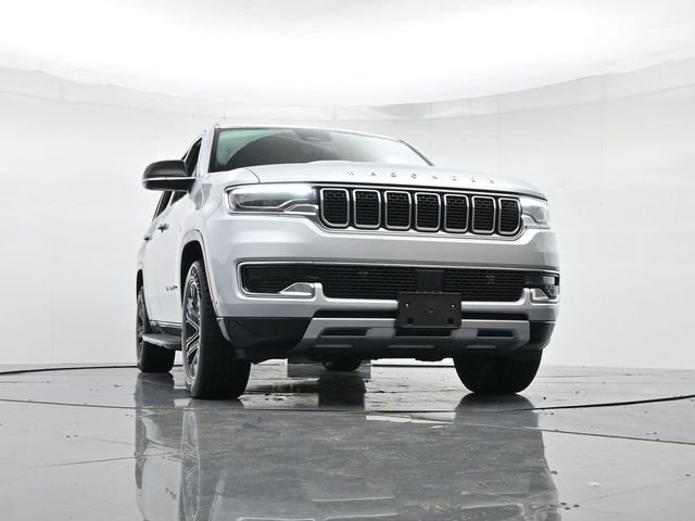 Used 2024 Jeep Wagoneer Series II w/ Flexible Seating Group image 30