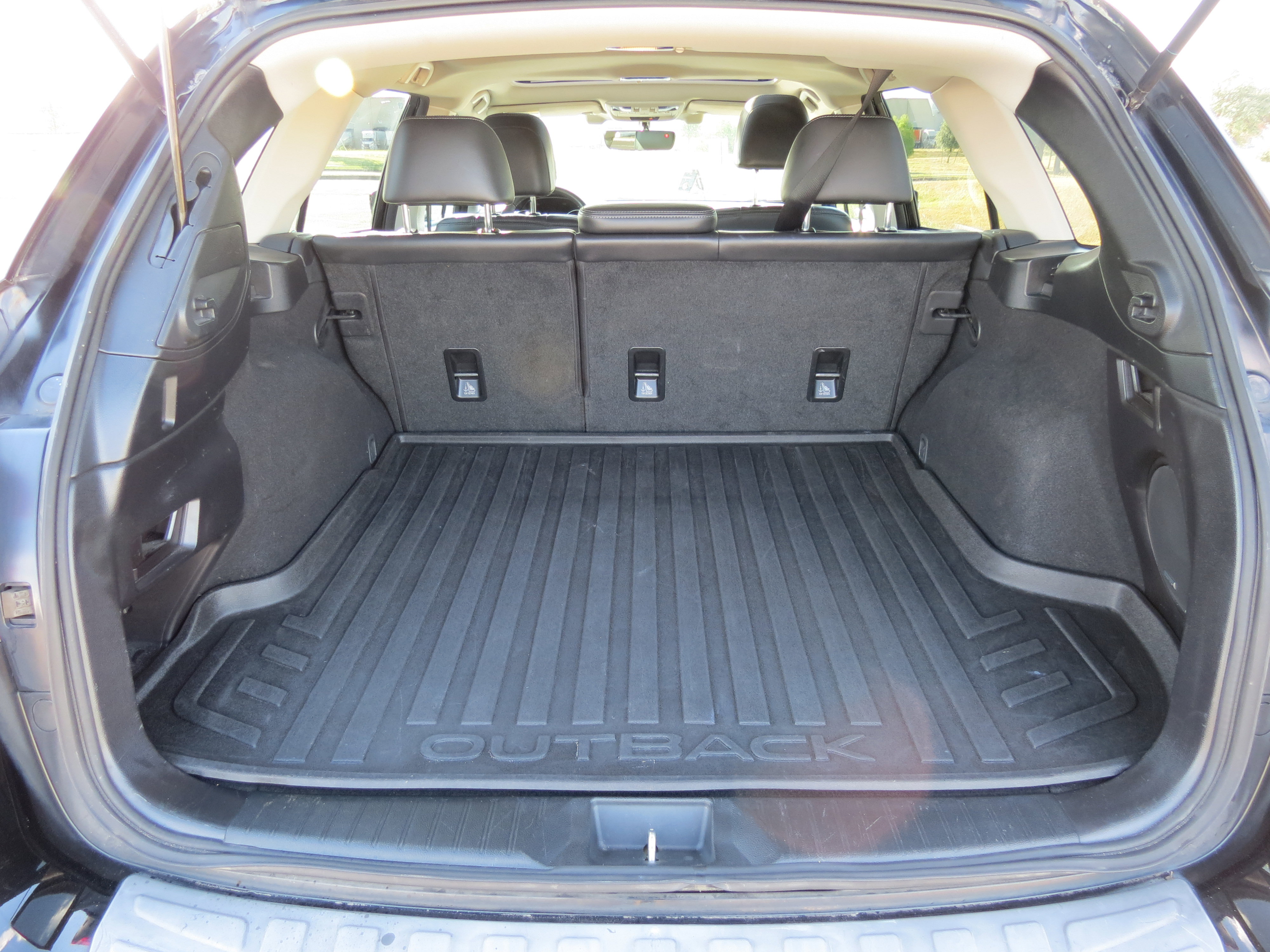 Used 2017 Subaru Outback 2.5i Limited image 41